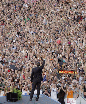 obama_victorycolumncrowdmini.gif