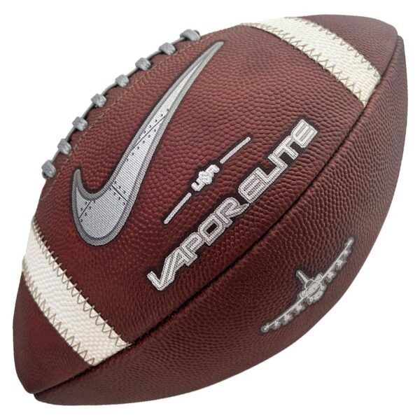 NIKE-2025-F16-LTR-WEB-600x600.jpg