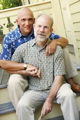 26da6f7ec080ca4446bcc2ca6d815e7e--mature-men-gay-couple.jpg