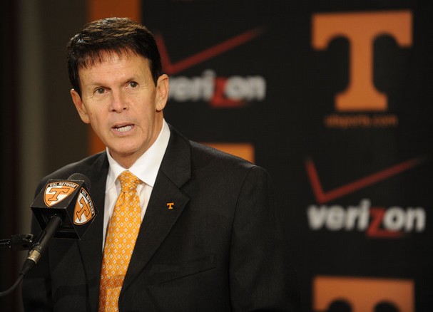 dave-hart-addresses-the-media-at-the-press-conference-announcing-butch-jones.jpg
