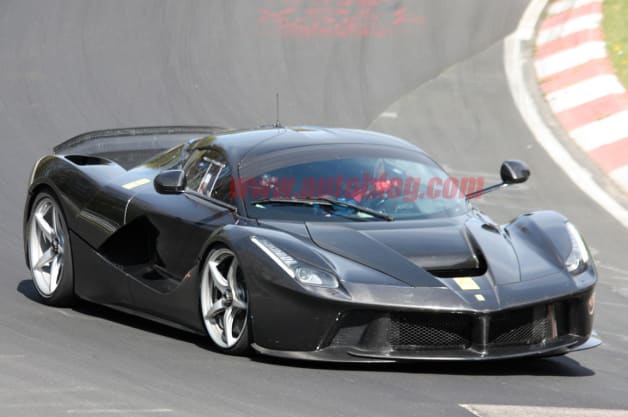 la-ferrari-xx-spy-shot-03.jpg