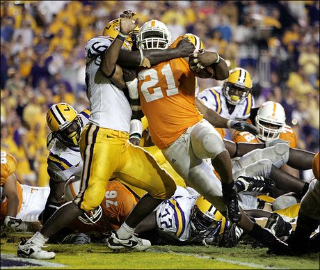 TENNESSEE_LSU___bw_t460.jpg