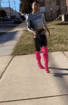 pink-boots.gif