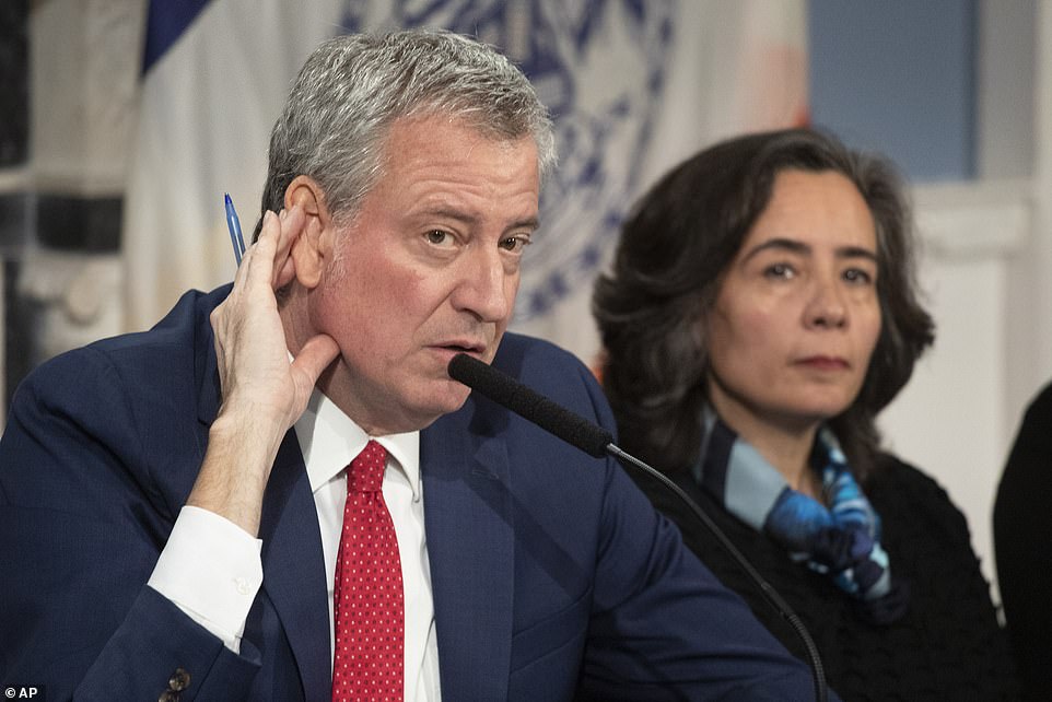 42255368-9514199-Bill_de_Blasio_the_mayor_of_New_York_is_accused_by_critics_of_ig-a-20_1619485705392.jpg