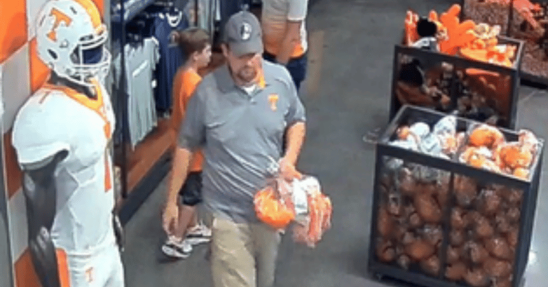 Tennessee-Football-Police-seeking-suspect-crime-against-elderly-fan.png