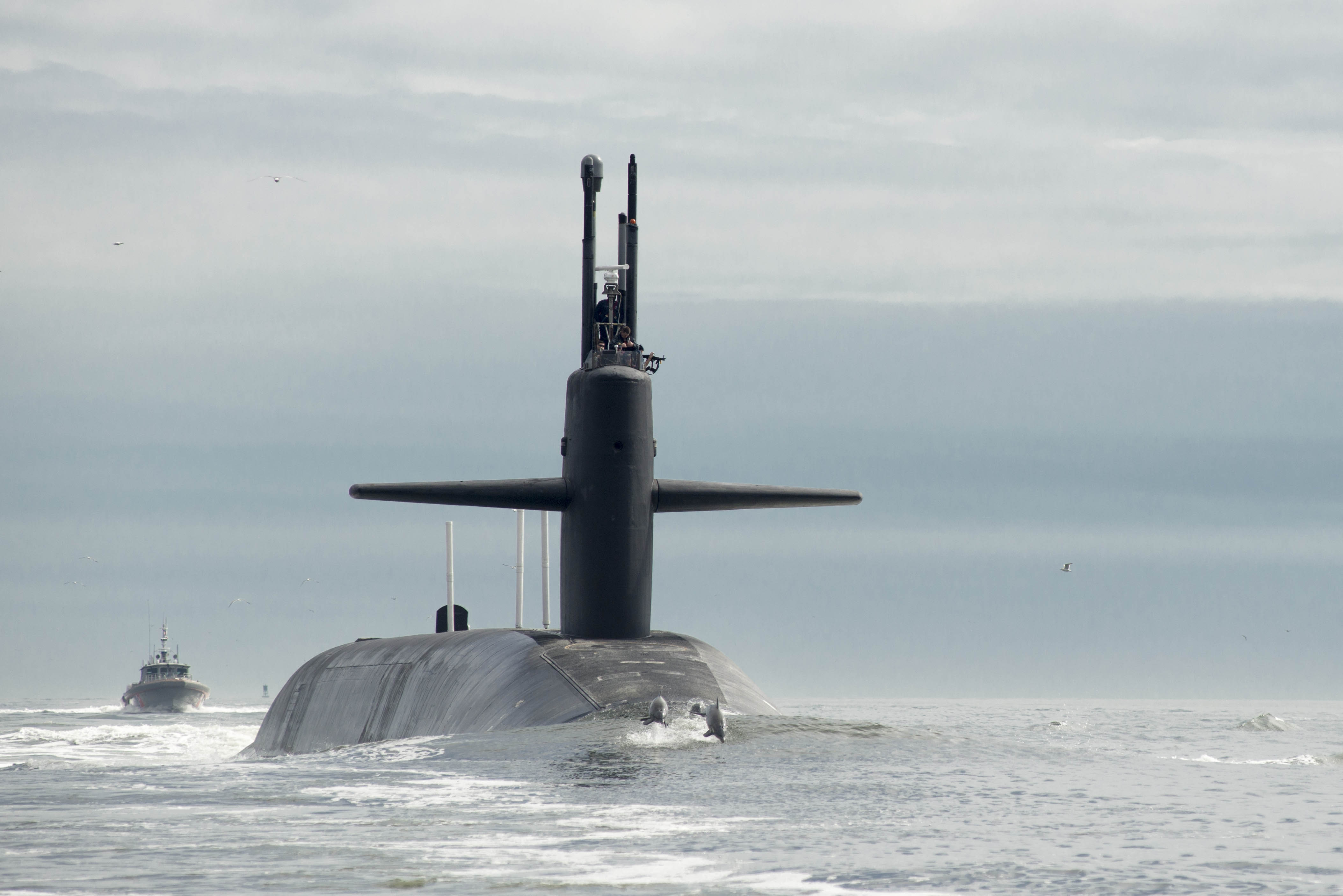 USS_Tennessee_%28SSBN_734%29.jpg