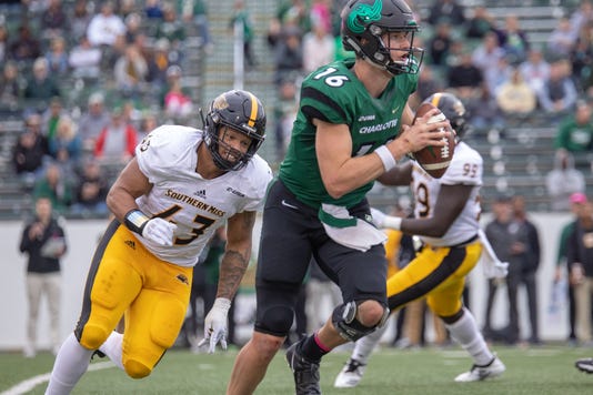 2593d799-af9f-4caa-8a13-0e1e5054e7e0-Charlotte_49ers_Football_vs_Southern_Miss_-_Benjamin_Robson_-_10.27.18_-6425.jpg