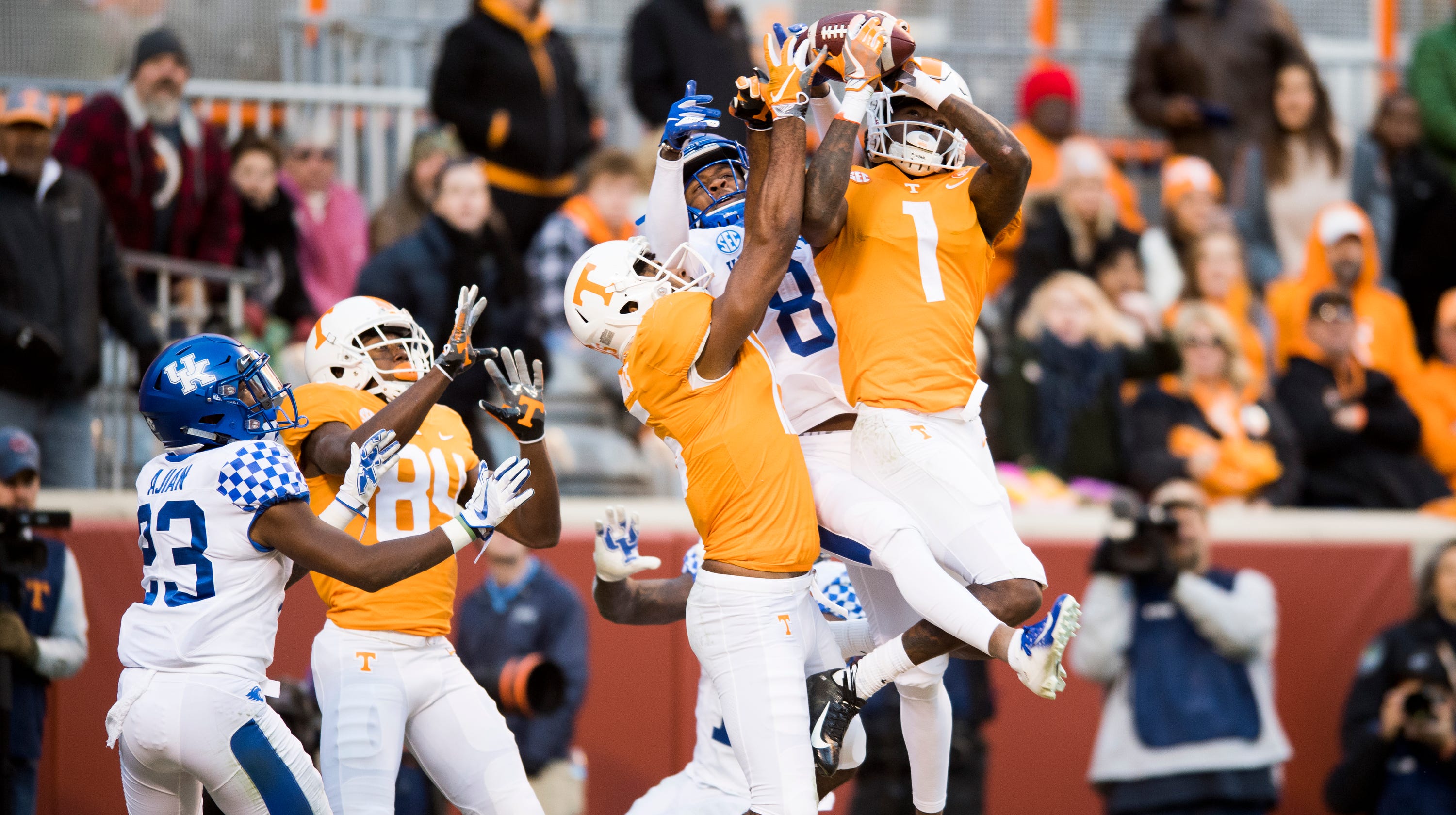 fe2059ae-46a0-4c3a-93e5-8bf8c2102e6e-KNS-vols_vs_kentucky_16.JPG