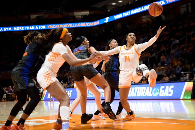 d82ea6ae-2f95-4033-9eed-f8e672539c83-KNS_Lady_Vols_basketball_vs._Florida_43.JPG