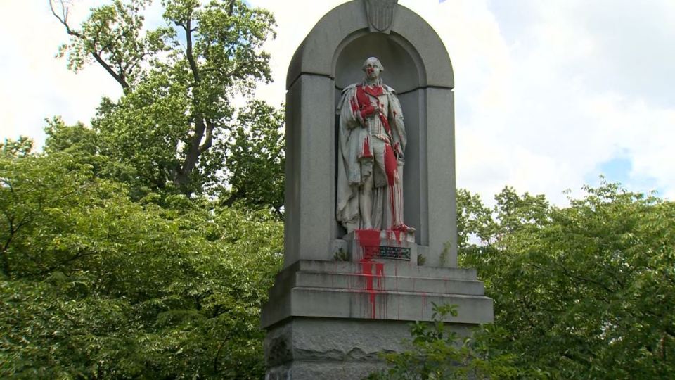 George-Washington-statue-vandalized.jpg