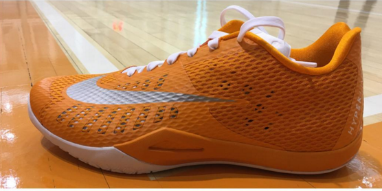 tennessee basketball shoes