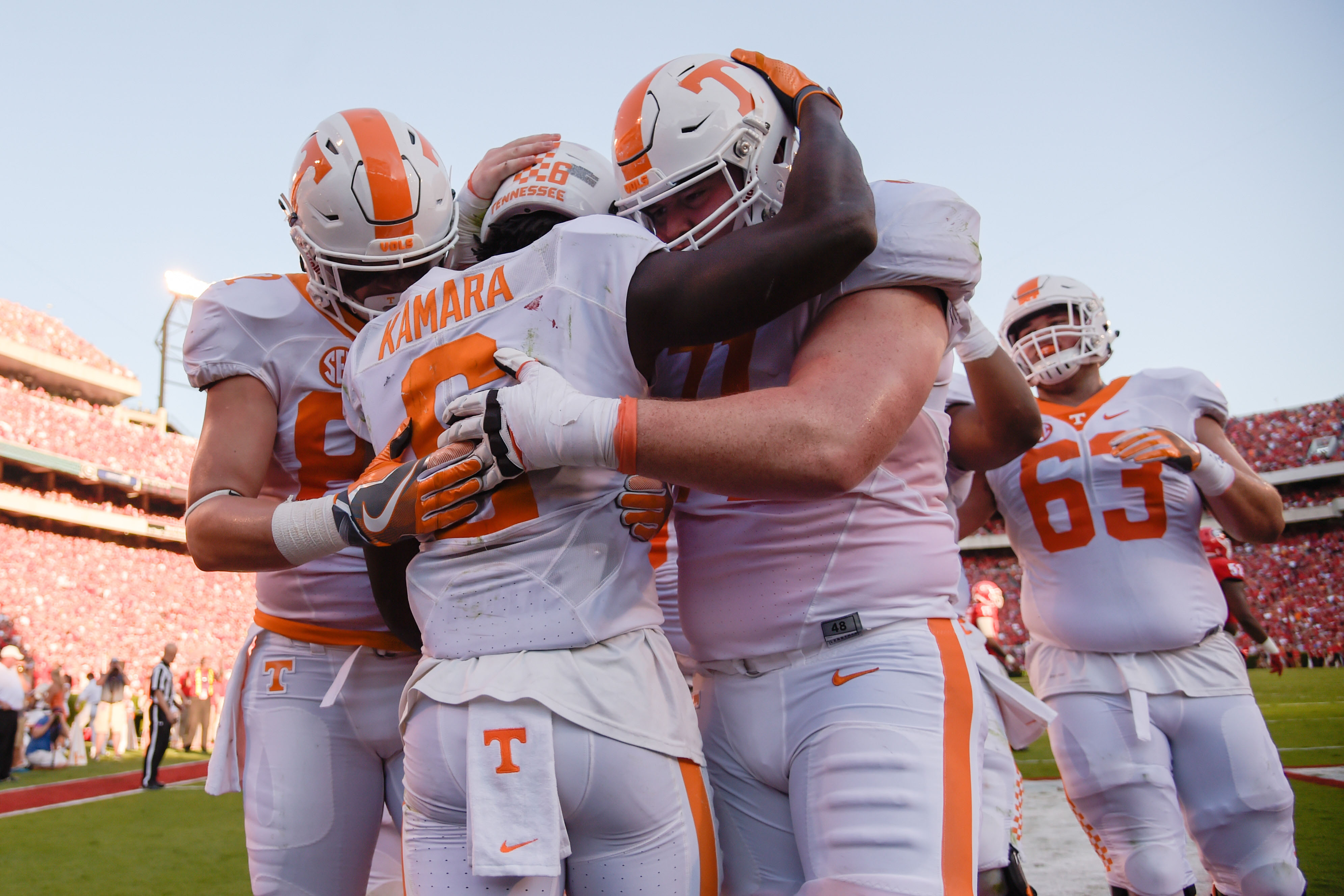 Through a disappointing season, Alvin Kamara lead by example