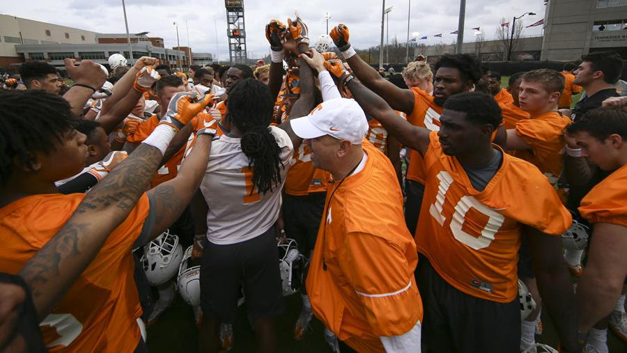 Vol Report: Pruitt Looks for Competitors on Day 1 of Spring Ball