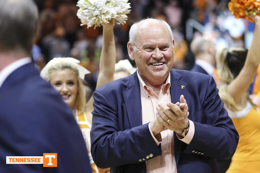 FULMER SIGNS FOUR-YEAR CONTRACT