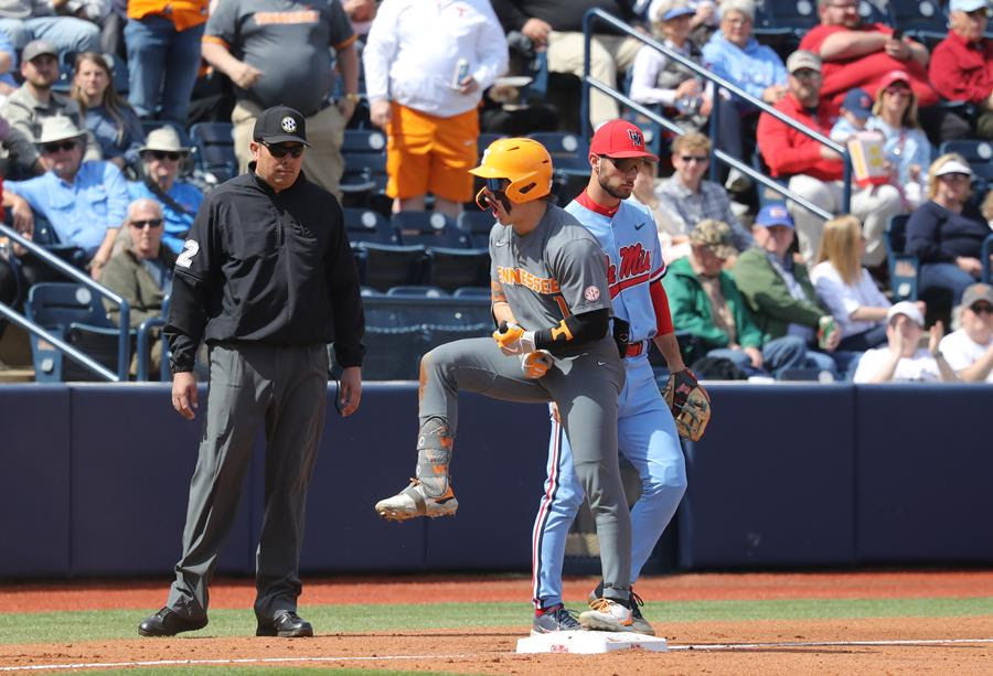 Walsh’s Save Helps #1/5 Vols Complete Sweep of #1/1 Ole Miss, 4-3