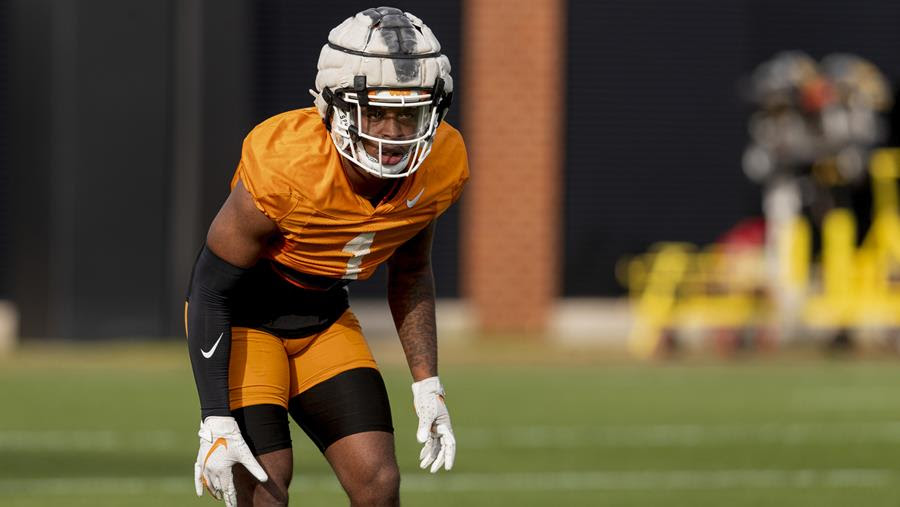 Defensive Growth Shows as Vols Get into Week 3 of Spring Ball