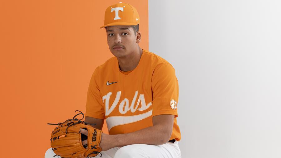 PREVIEW: Top-Ranked Vols Head to Nashville for In-State Battle vs. #3/9 Vandy