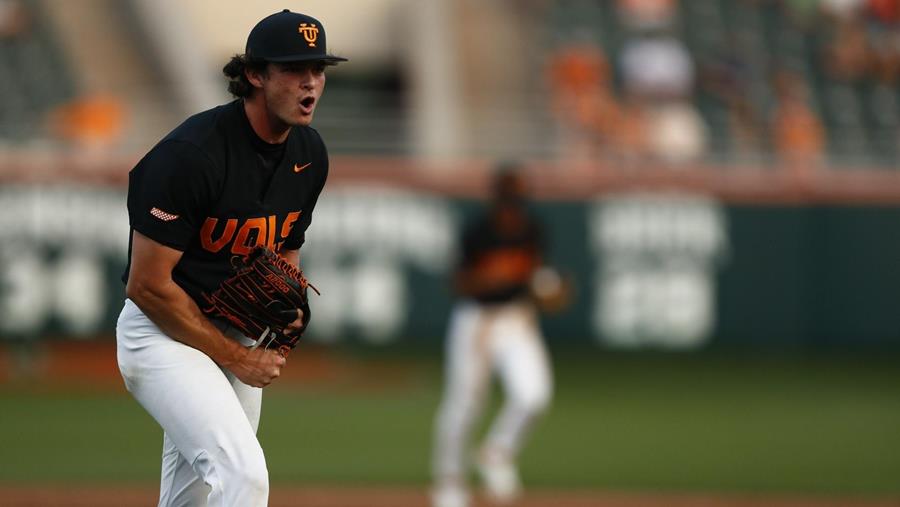 Lindsey’s Pitching, Early Offense Propel Vols Past 49ers in NCAA Regional Opener